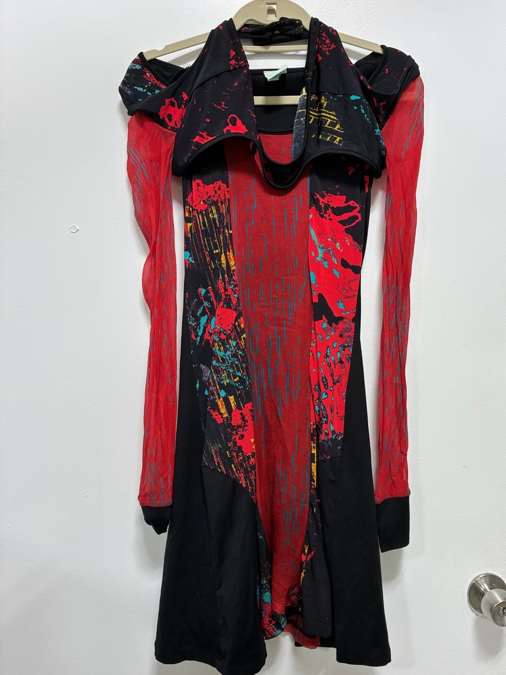 Legatte jeans Red & Black Printed Long-Sleeve Dress with Artistic Motif